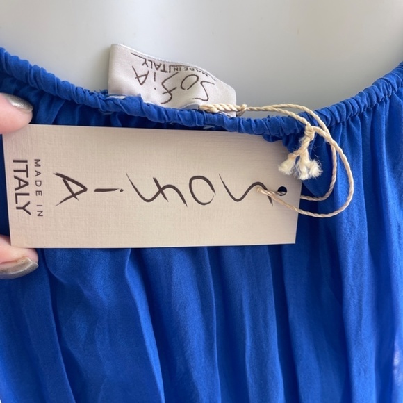 NWT SOFIA by Sofia Vergara Italian Royal Blue Short Silk Lines Romper - Picture 8 of 8